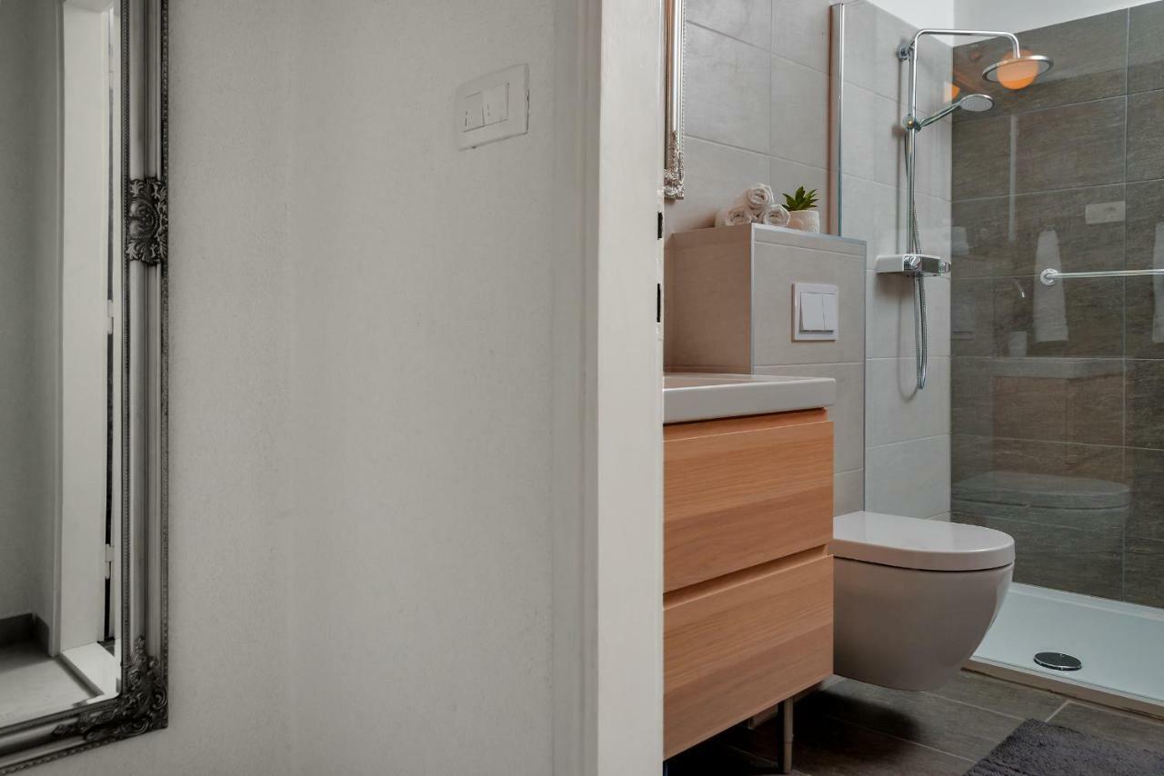 Casa Katalina Appartement Komiža Buitenkant foto