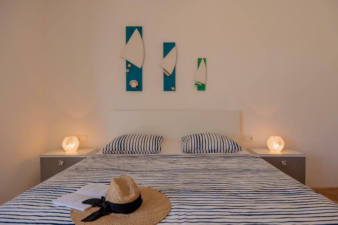 Casa Katalina Appartement Komiža Buitenkant foto