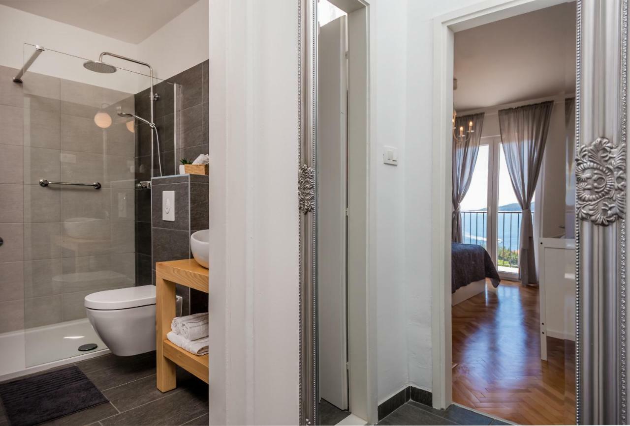 Casa Katalina Appartement Komiža Buitenkant foto