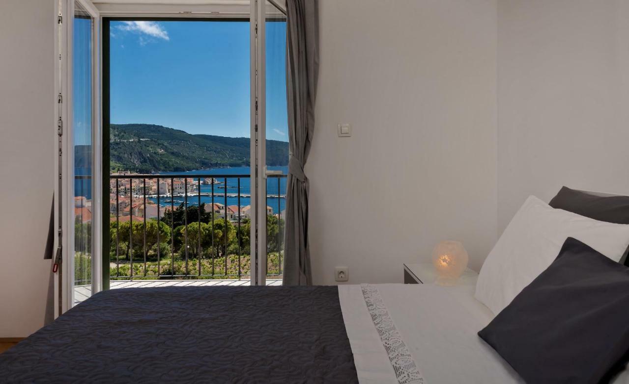 Casa Katalina Appartement Komiža Buitenkant foto